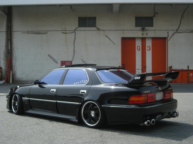 Rl LEXUS LS400 Gfڎԗ