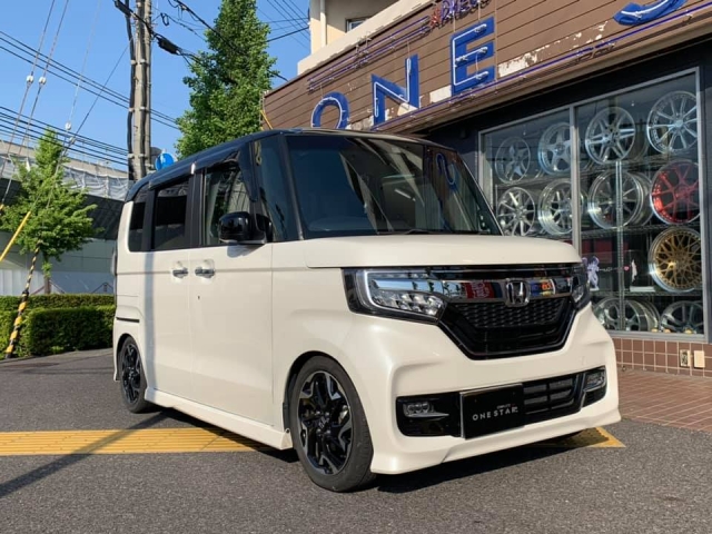 Sl N-BOX