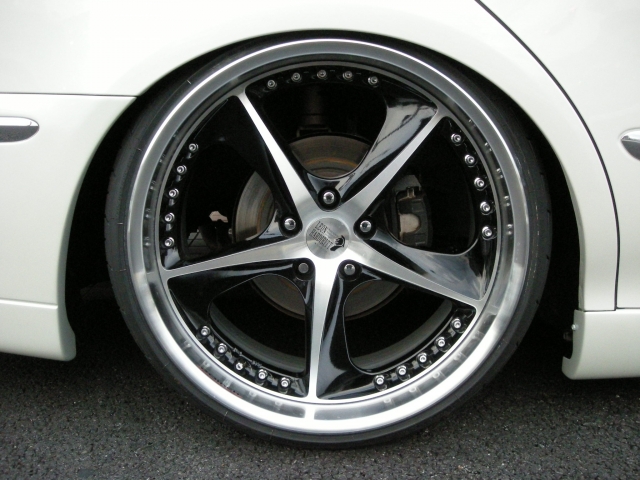 Wl F50V[}